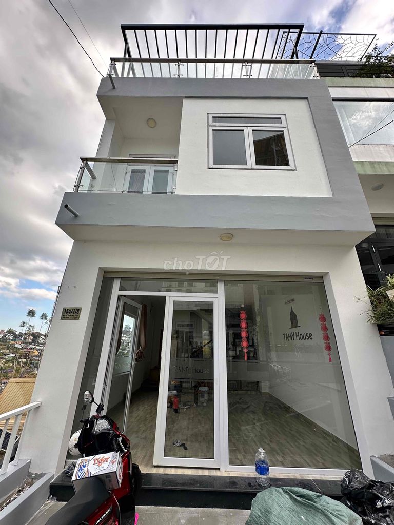 Bán khách sạn, Bà Huyện Thanh Quan, Phường Lâm Viên - Đà Lạt